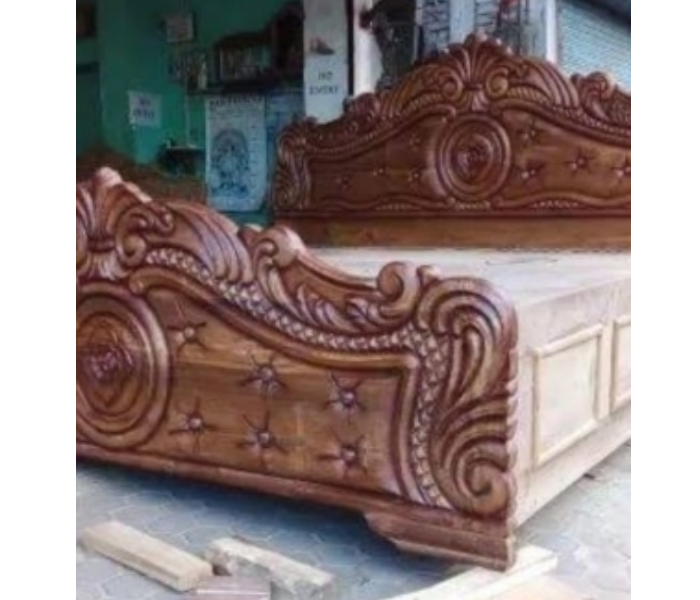 Carving Bed/Wooden Bed/King Size Bed.